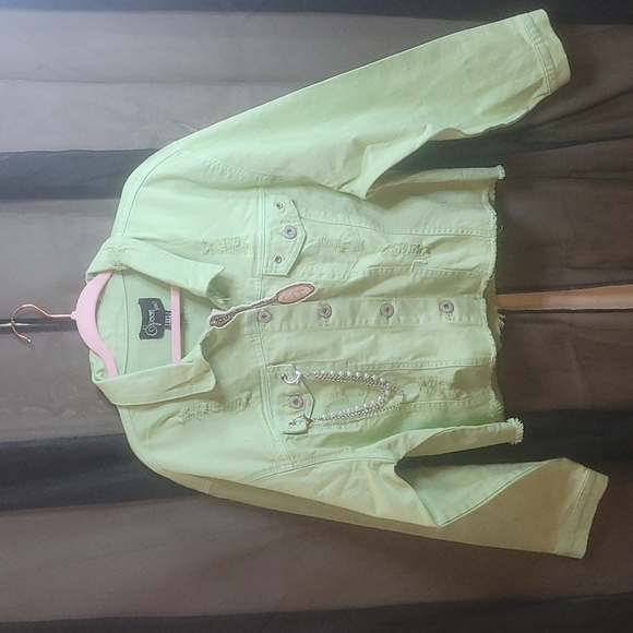 Jacket - Picture 1 of 3